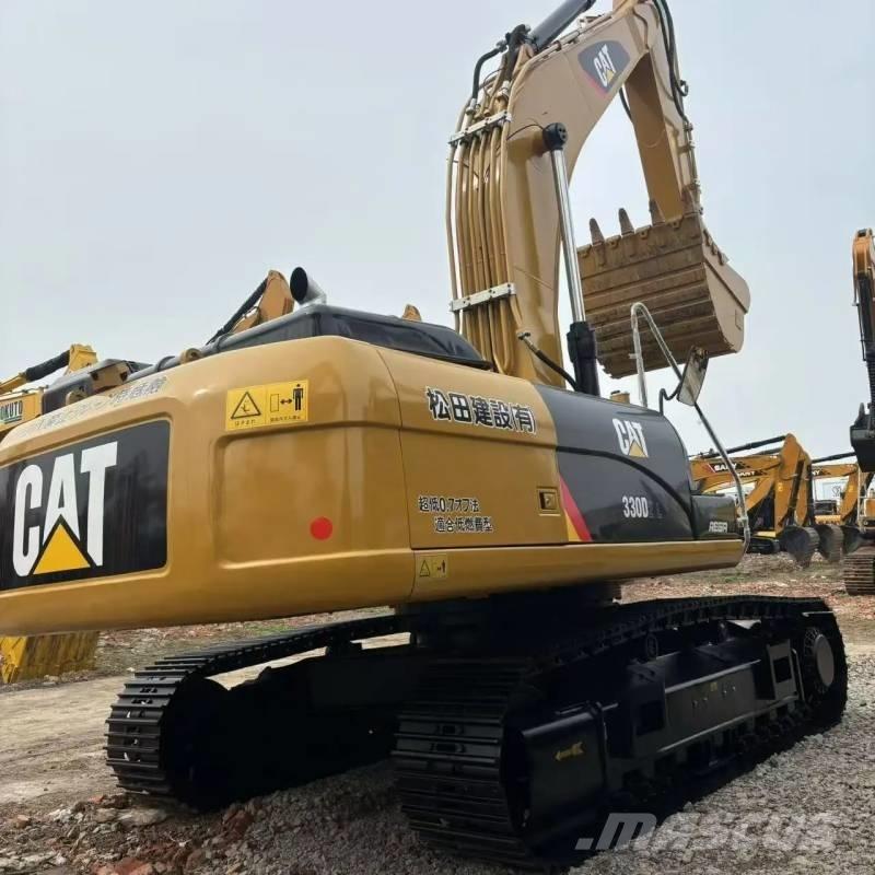 CAT 330 D حفارات زحافة