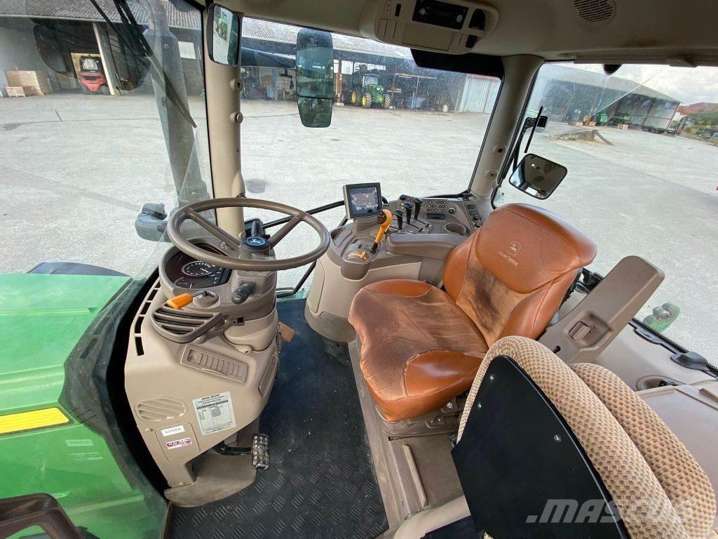 John Deere 6120R الجرارات