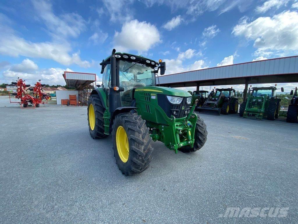 John Deere 6120R الجرارات