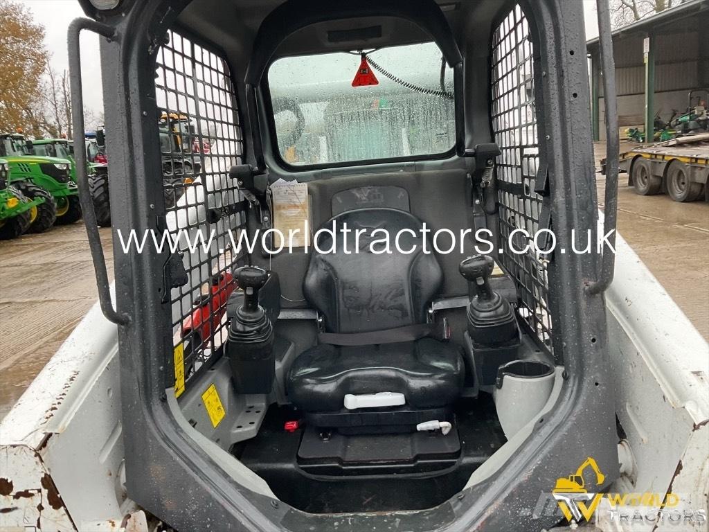 Bobcat S 530 لوادر انزلاقية التوجيه