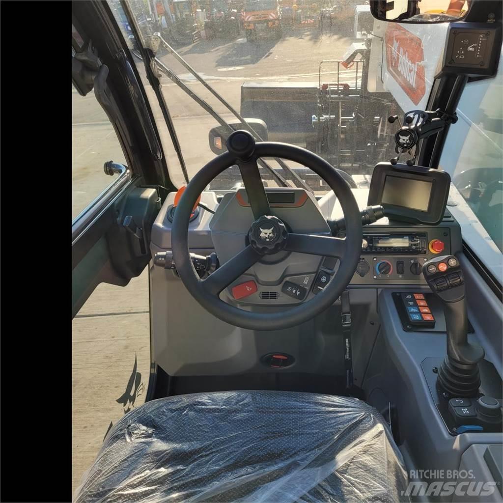 Bobcat T35-130 S رافعات سلة تلسكوبية