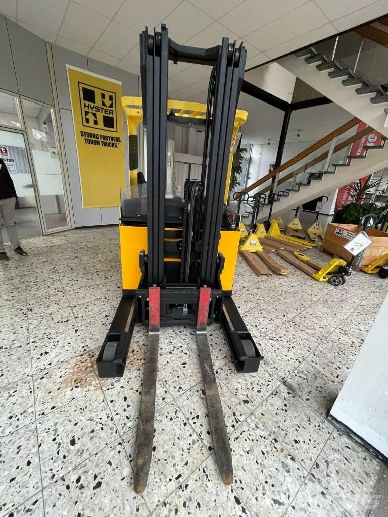 Hyster R 1.4 شاحنة مناولة