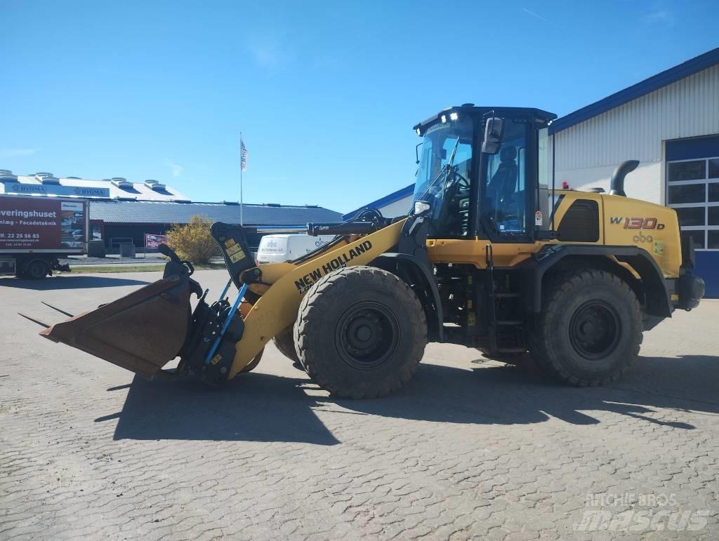 New Holland W130D LR لوادر بعجل