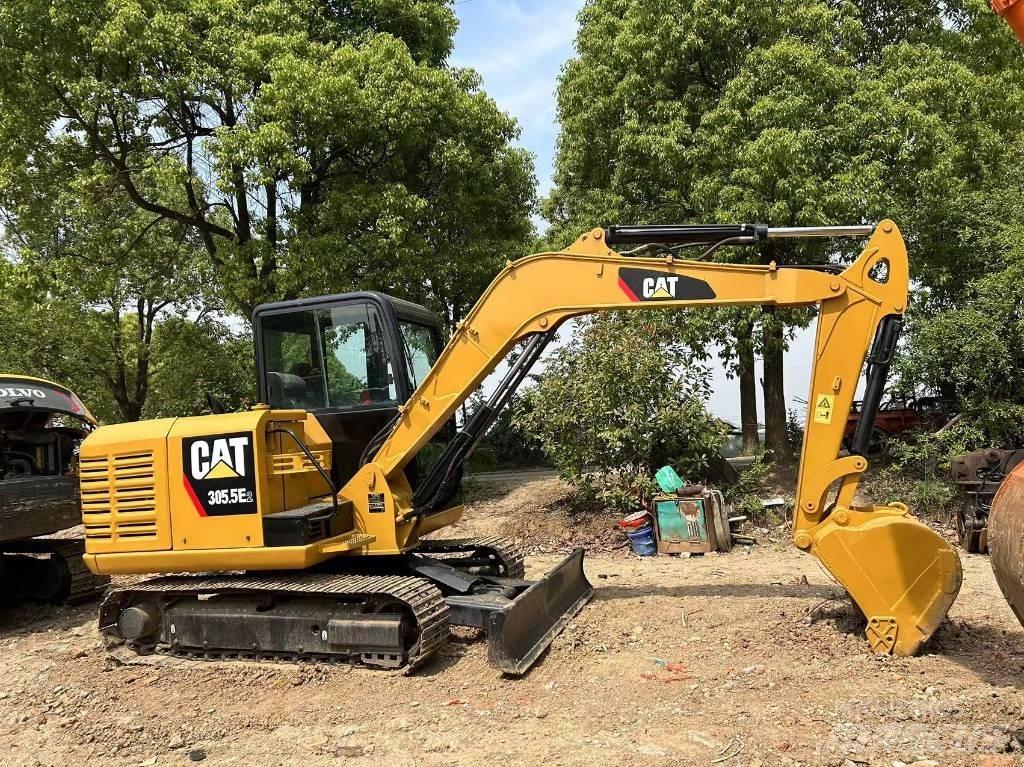 CAT 305.5 حفارات صغيرة أقل من 7 طن (حفارات صغيرة)
