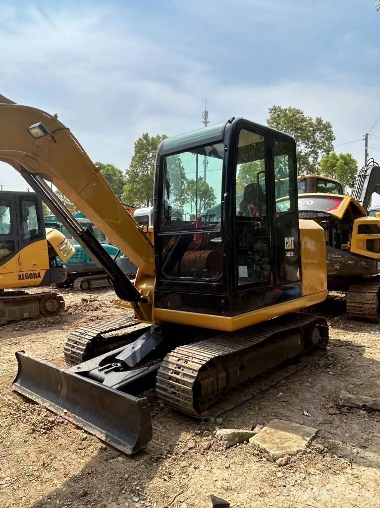 CAT 305.5 حفارات صغيرة أقل من 7 طن (حفارات صغيرة)