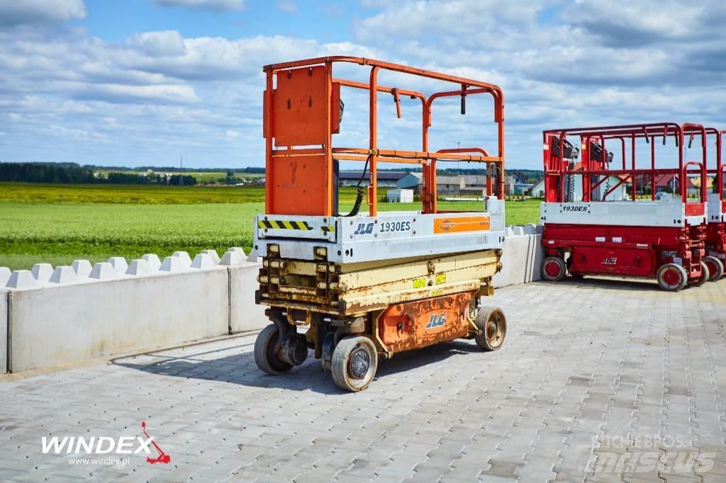 JLG 1930 ES رافعات مقصية الشكل