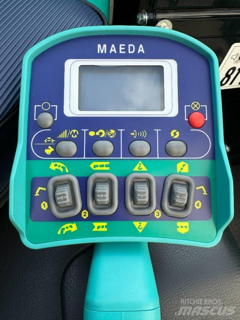 Maeda MC 405 CRME 3 رافعات صغيرة