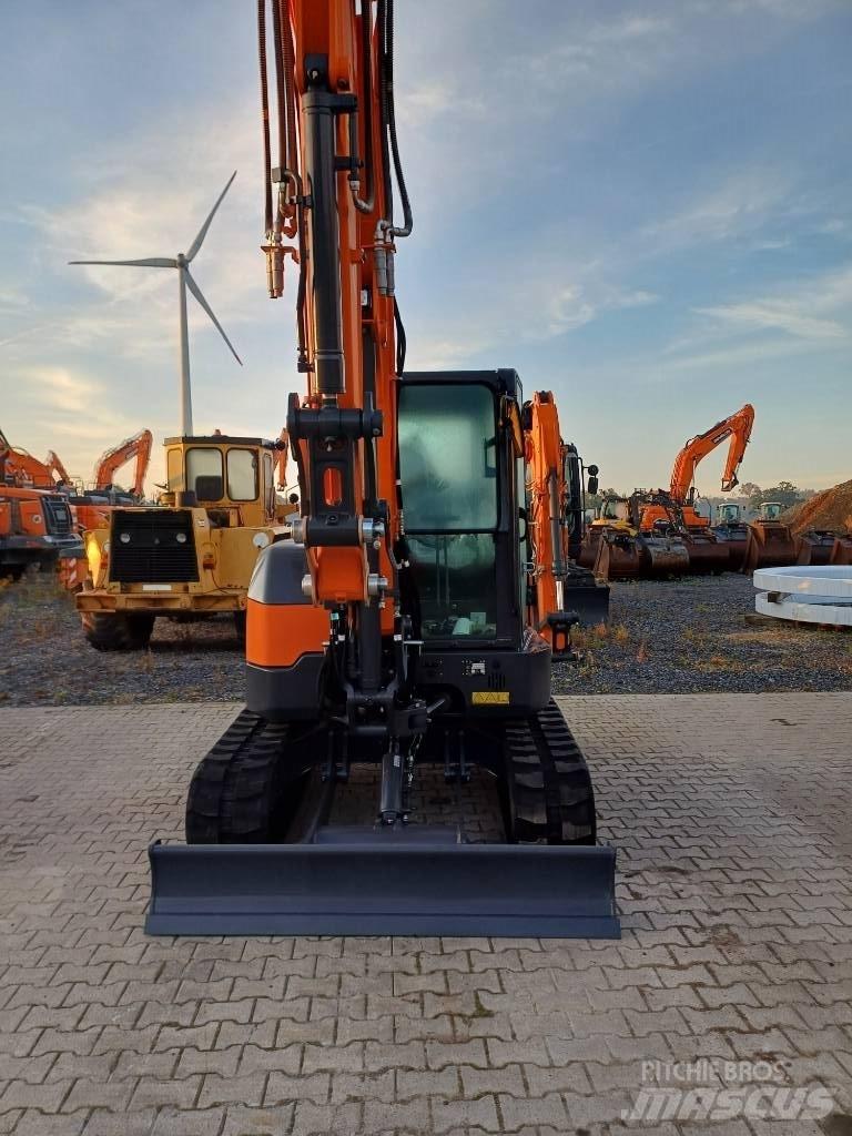 Doosan DX 55 R-7 حفارات صغيرة أقل من 7 طن (حفارات صغيرة)