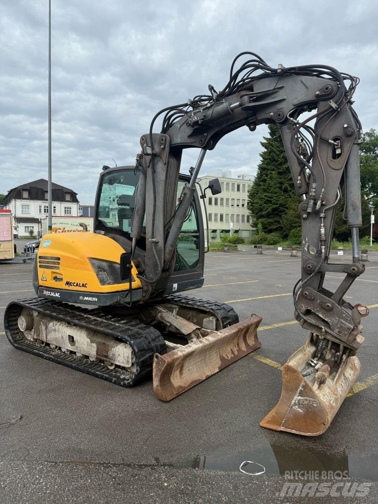 Mecalac 8 M CR حفارات زحافة