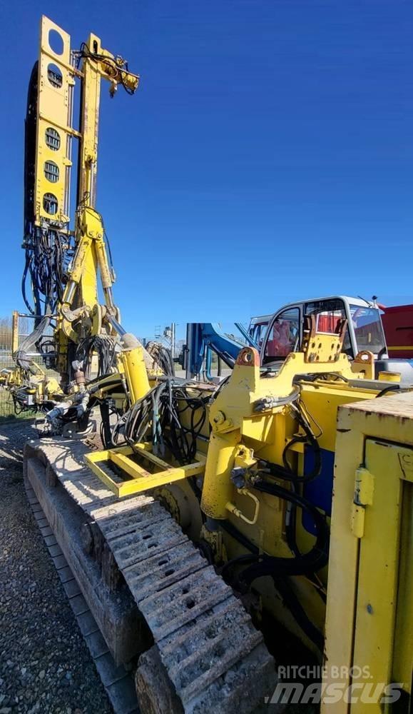 Klemm KR806-3D منصات دق خوازيق