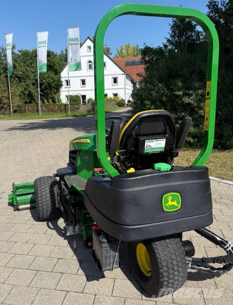 John Deere 2653 B ماكينات جز العشب