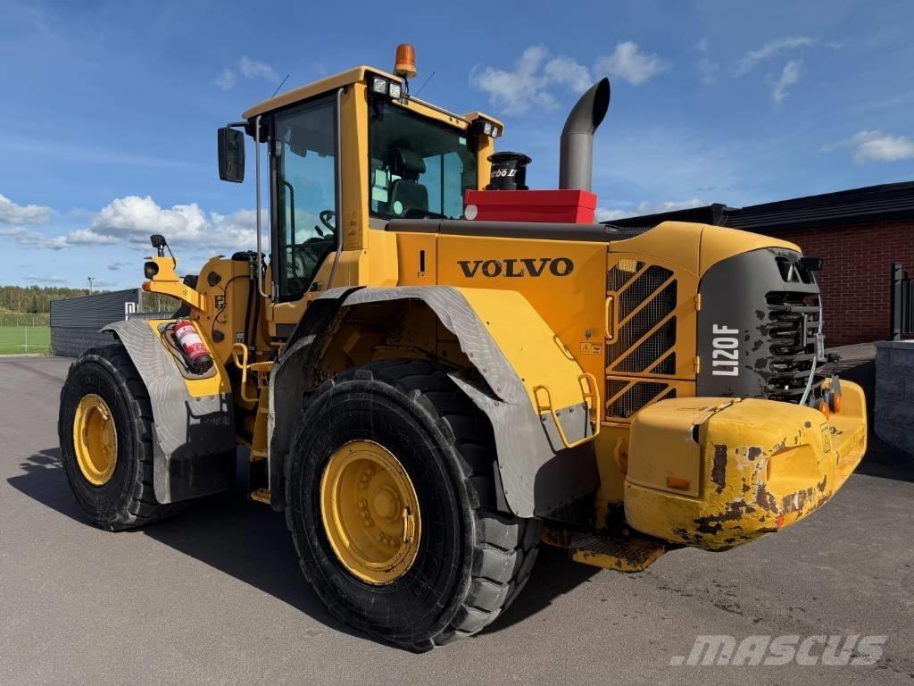 Volvo L 120 F لوادر بعجل