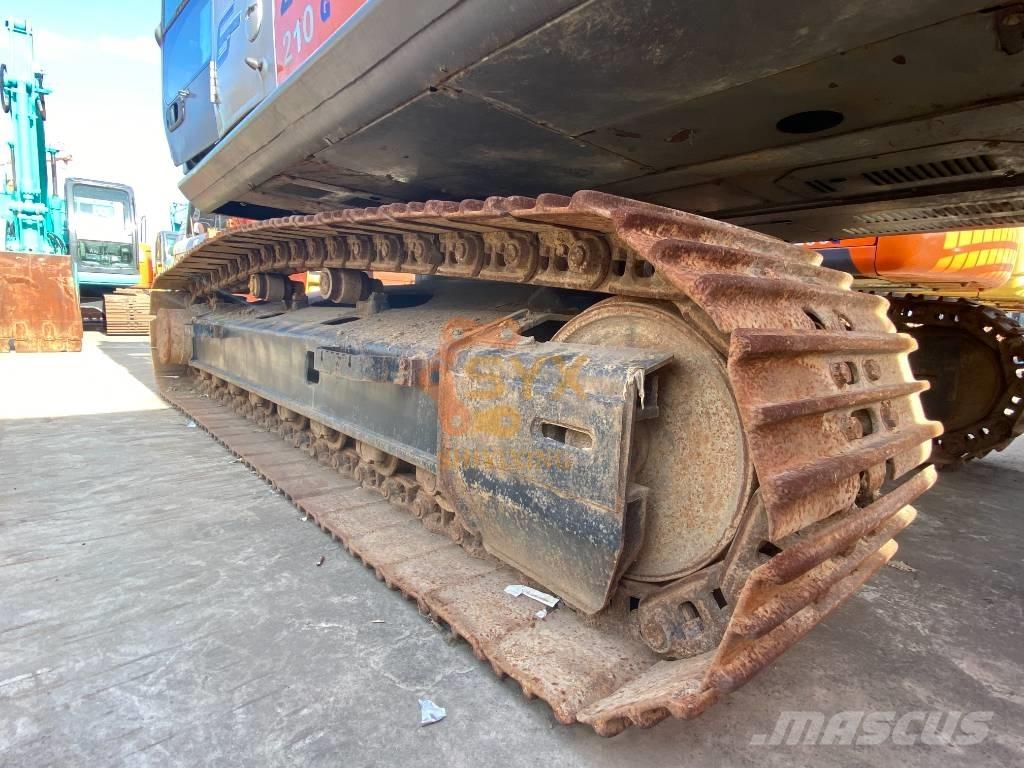 Hitachi ZX 210-3 G حفارات زحافة