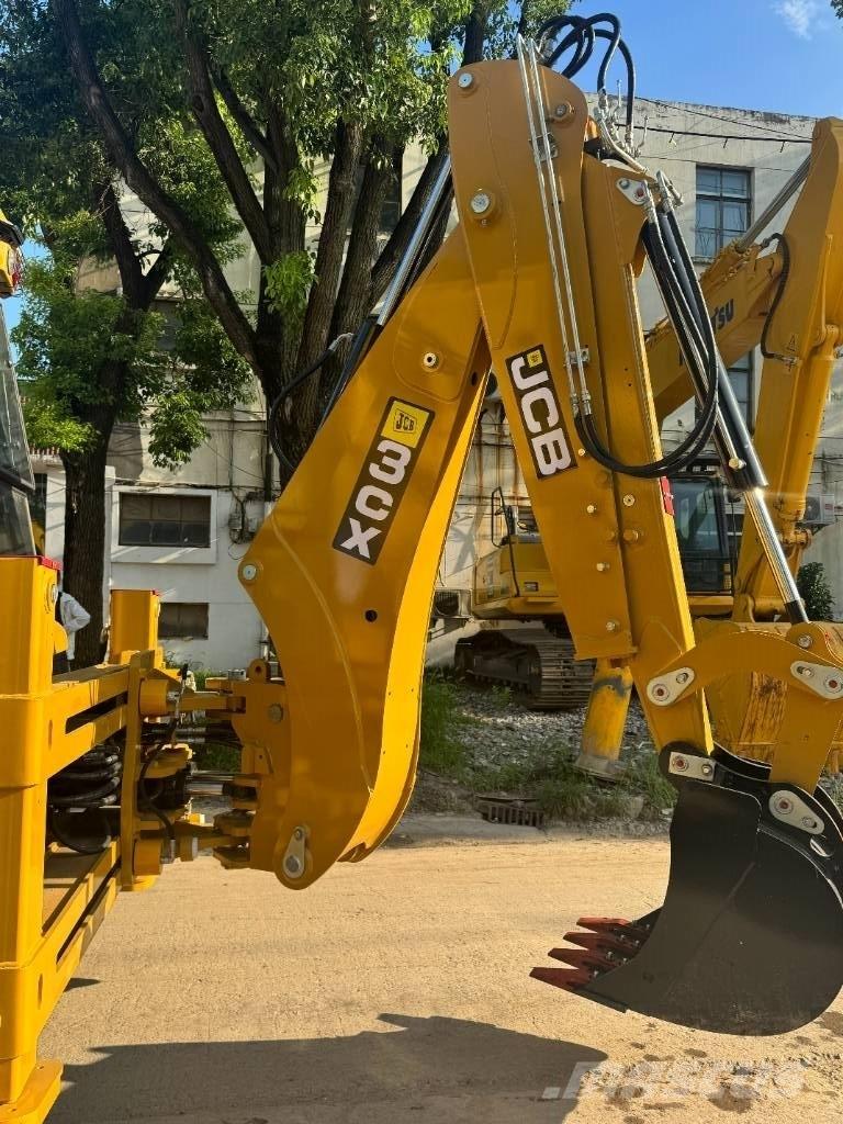 JCB 3 CX لوادر ذات جرافات عكسية