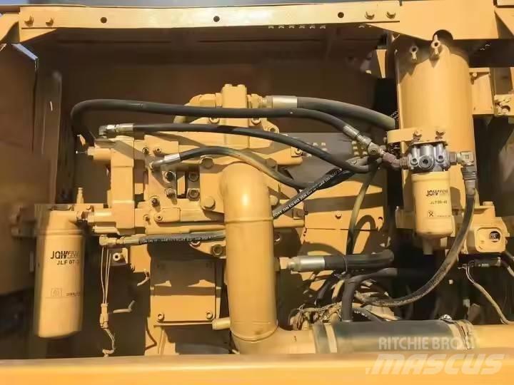 CAT CAT330BL حفارات زحافة