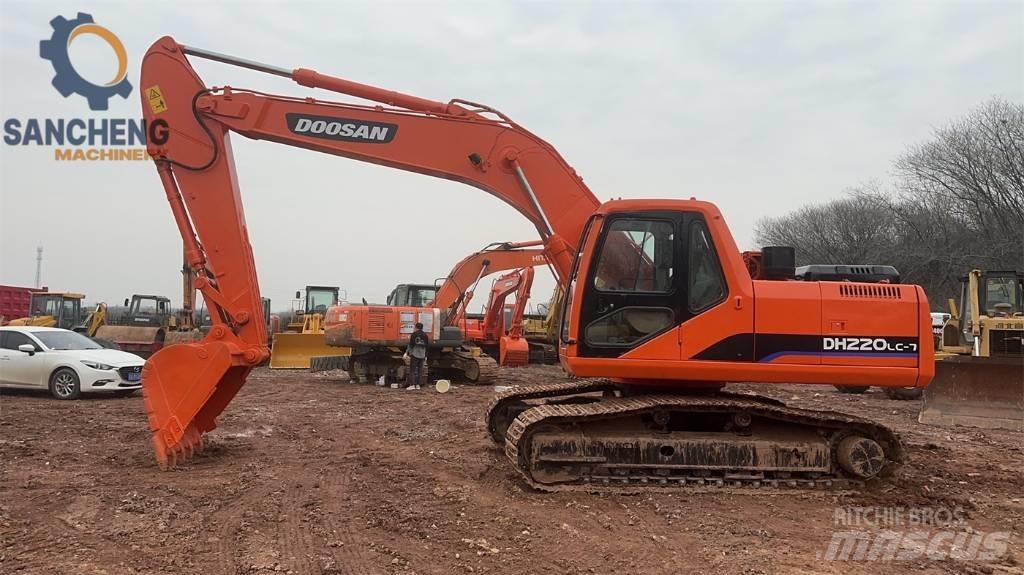 Doosan DH 220 حفارات زحافة
