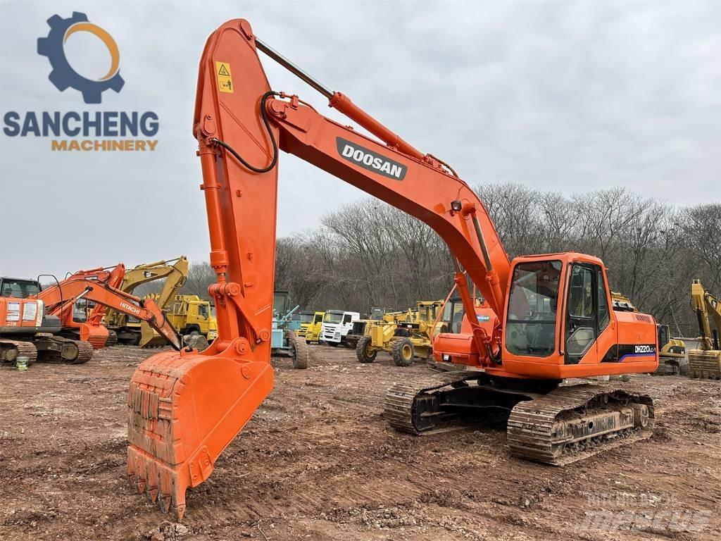 Doosan DH 220 حفارات زحافة