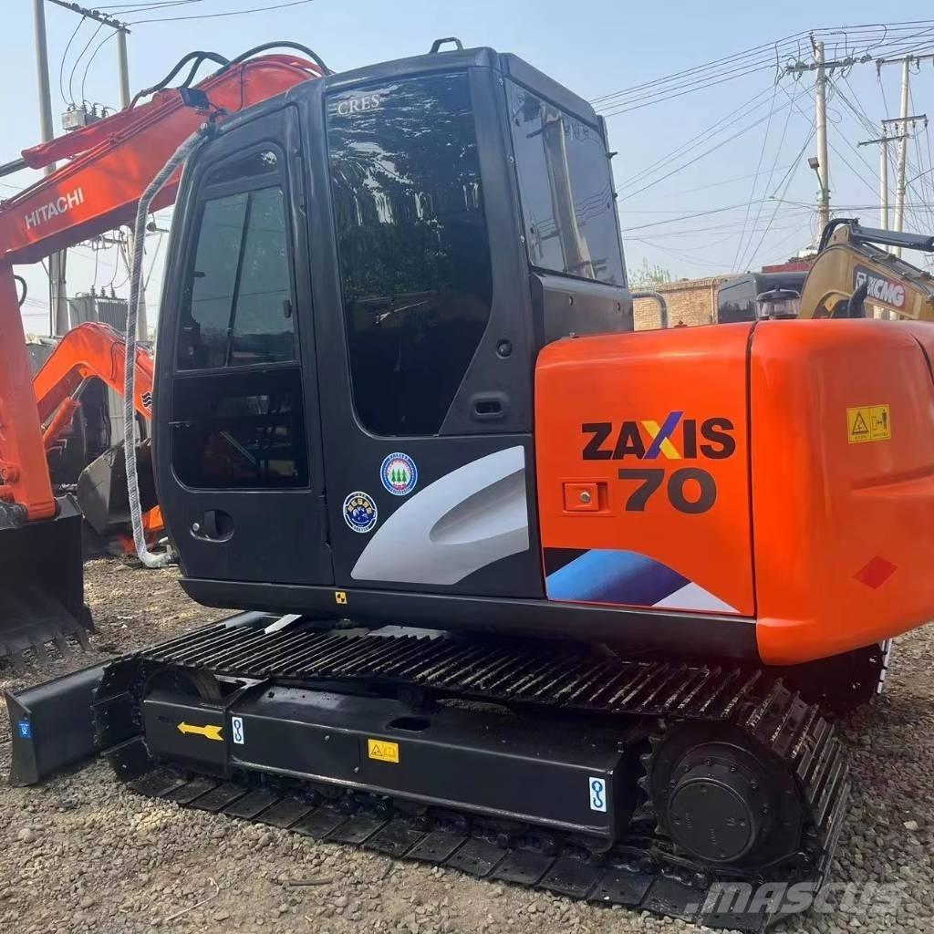 Hitachi ZX 70 حفارات زحافة