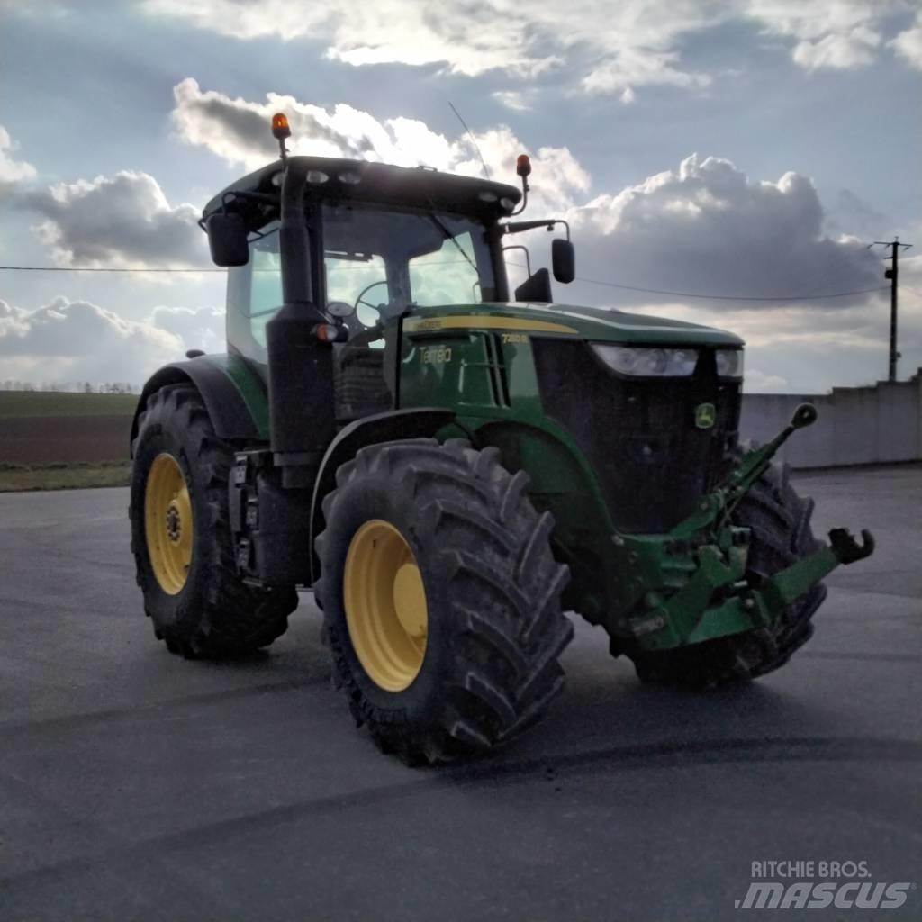 John Deere 7250 R الجرارات