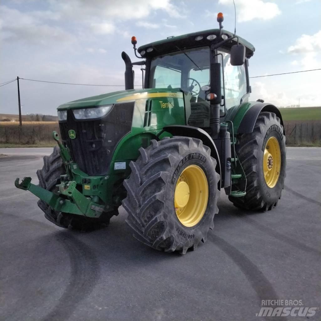 John Deere 7250 R الجرارات