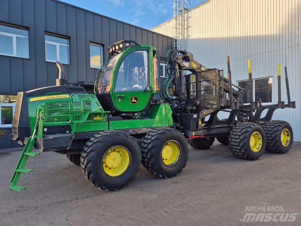 John Deere 1210 G شاحنات