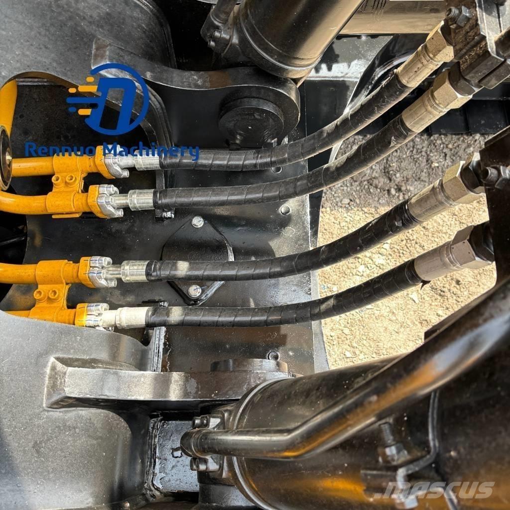 Sany SY 245 H حفارات زحافة