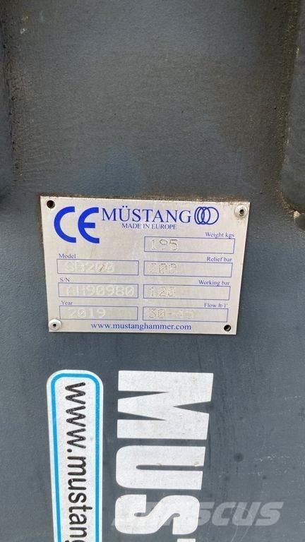 Mustang SB 200 مطارق / كسارات