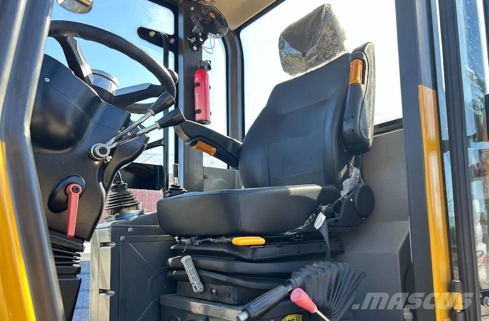  SZM 928 لوادر بعجل