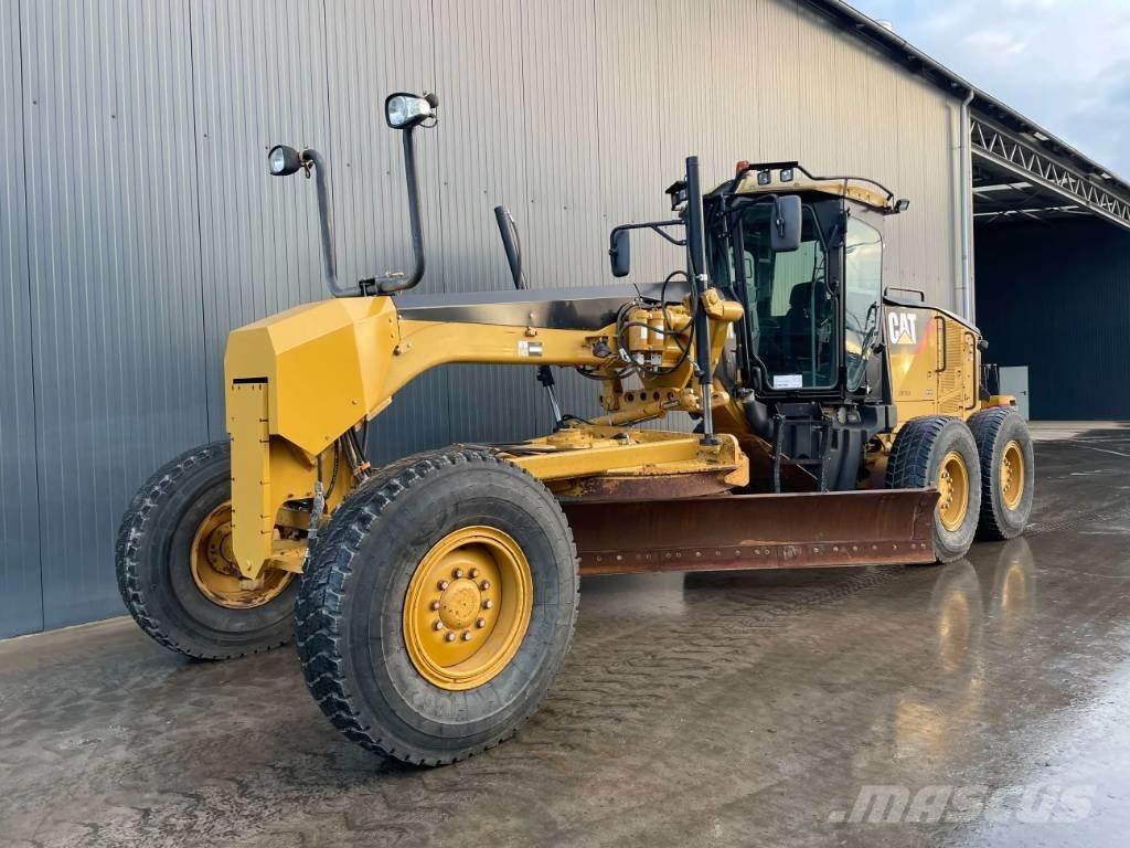 CAT 160M (140) معدات تمهيد الطرق