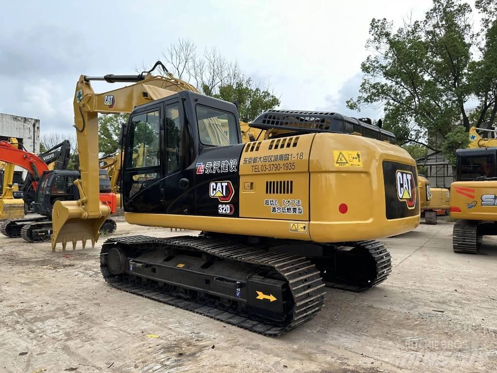 CAT 320D حفارات زحافة