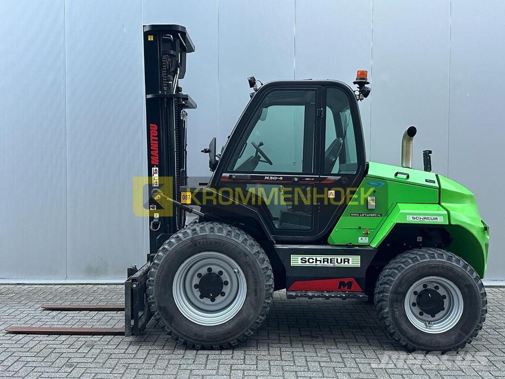 Manitou M30-4 شاحنات الطرق الوعرة