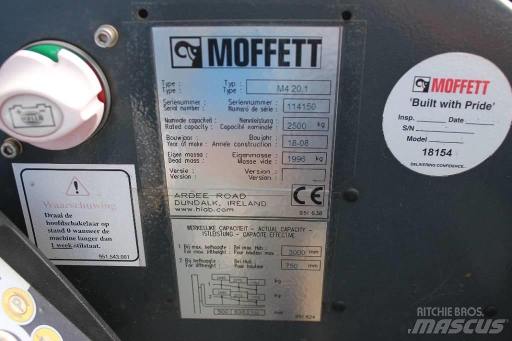 Moffett M4 20.1 رافعات شوكية مثبتة على شاحنات