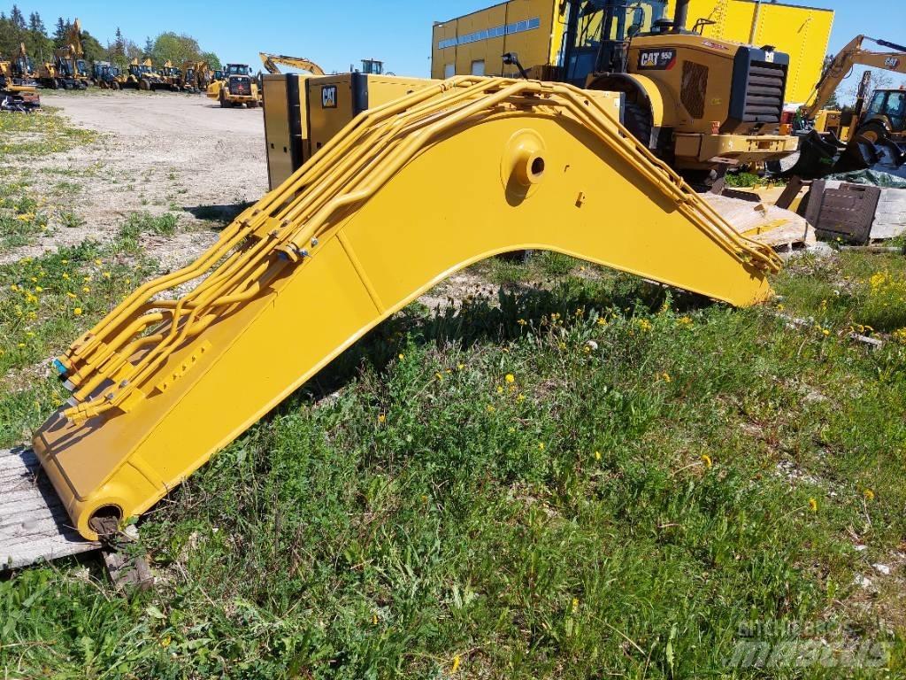 CAT 313 F L BOOM حفارات زحافة