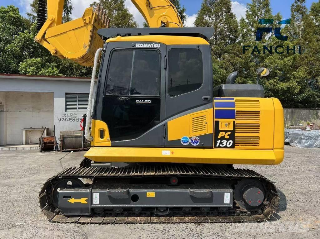 Komatsu PC 130 حفارات زحافة