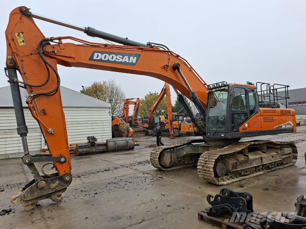 Doosan DX380LC-7 حفارات زحافة
