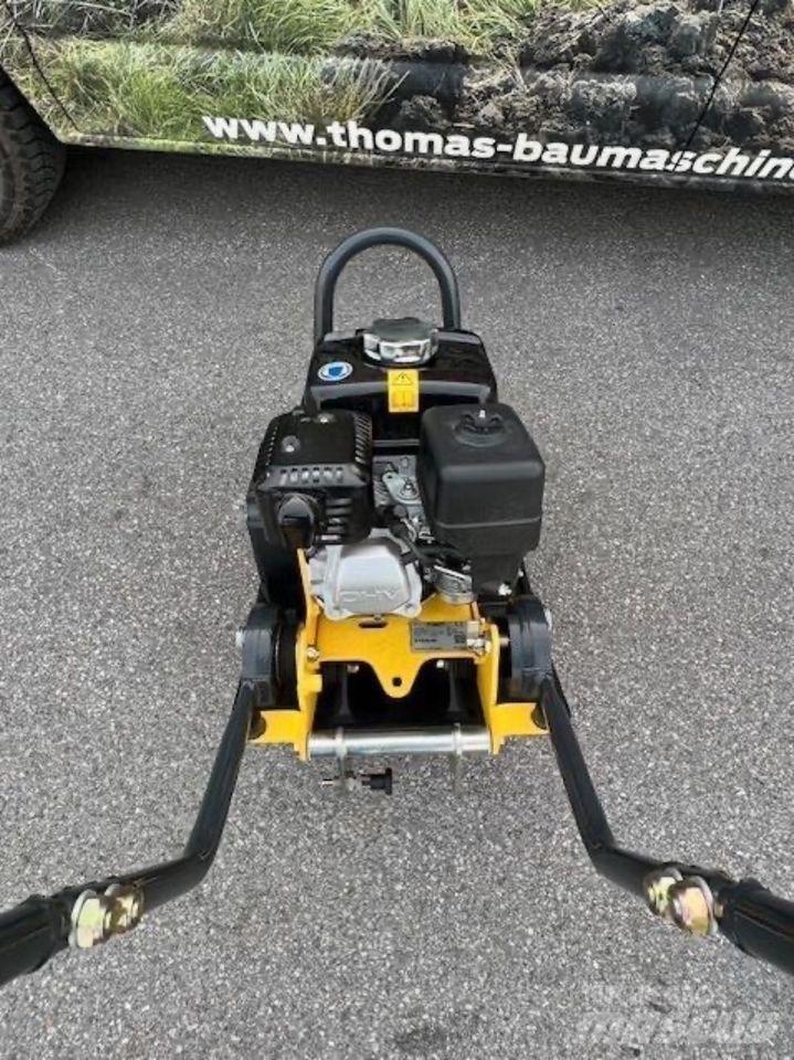 Bomag BVP 18/45 دكاكات أفقية