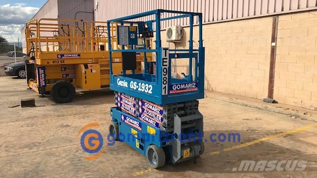 Genie GS 1932 رافعات مقصية الشكل