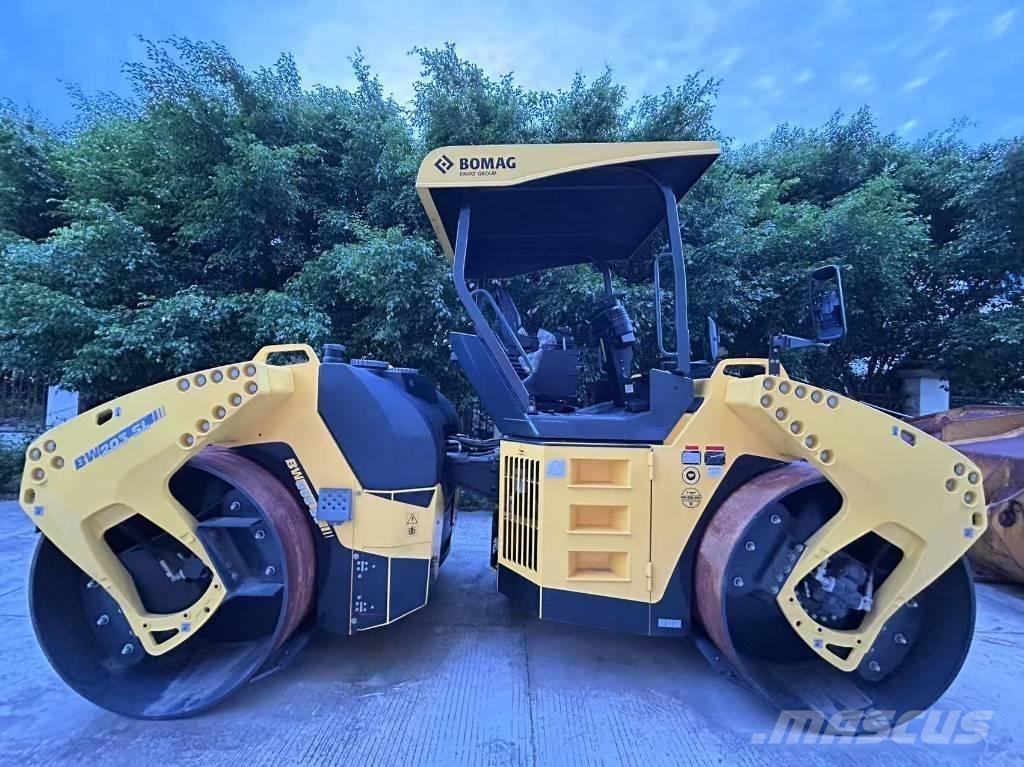 Bomag BW 203 SL-4 مداحل ثنائية الاسطوانة