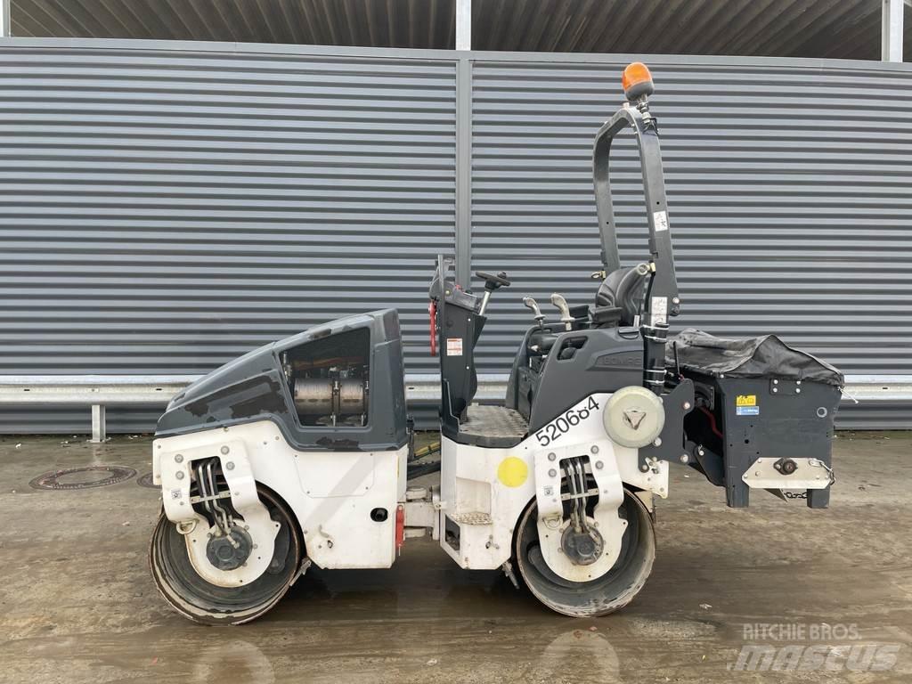 Bomag BW 100 AD-5 مداحل ثنائية الاسطوانة