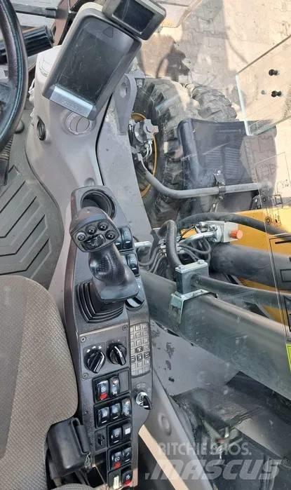 Volvo EW 160 D حفارات بعجل