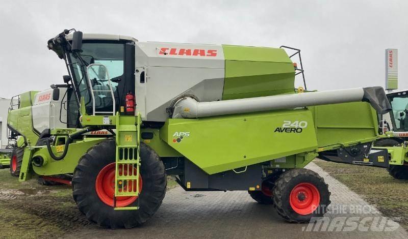 CLAAS AVERO 240 حصادات
