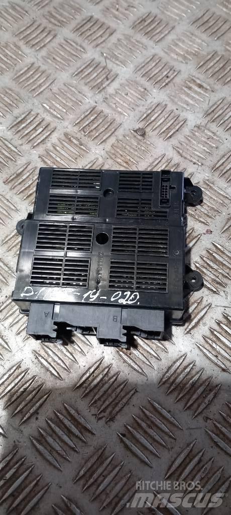 DAF XF 105.   1792286 إلكترونيات