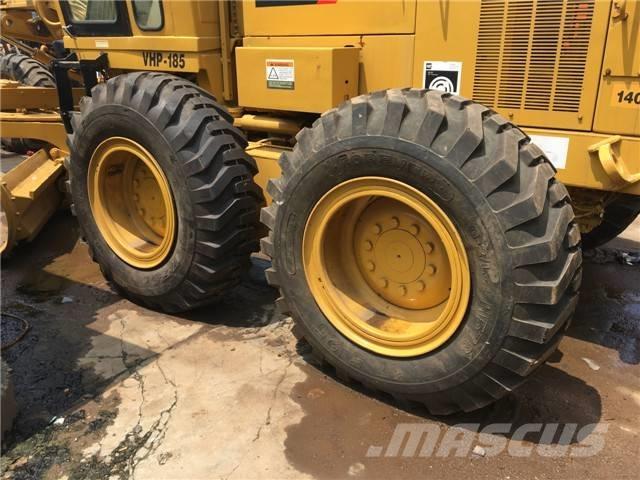 CAT 140 H معدات تمهيد الطرق