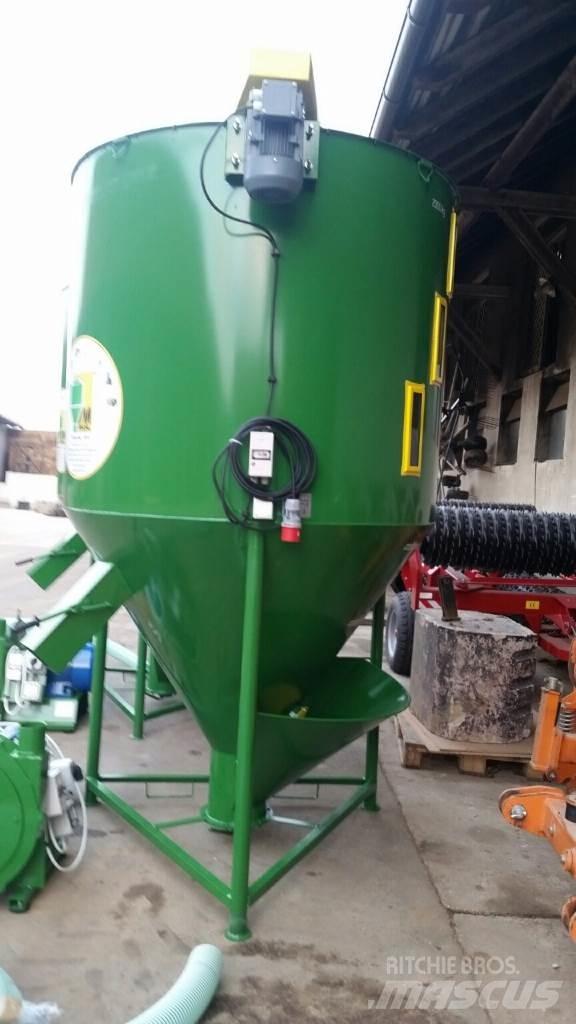  M-Rol 2000 kg صوامع