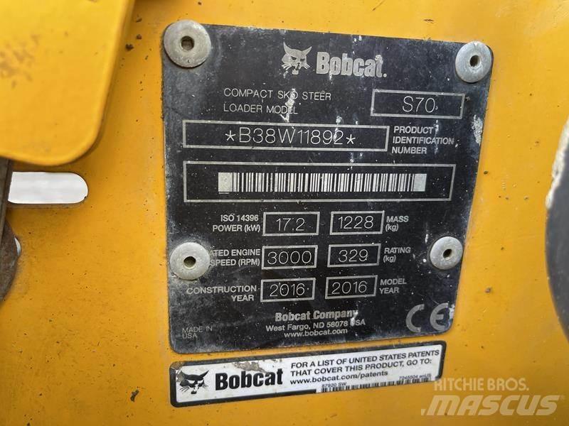 Bobcat S 70 لوادر انزلاقية التوجيه