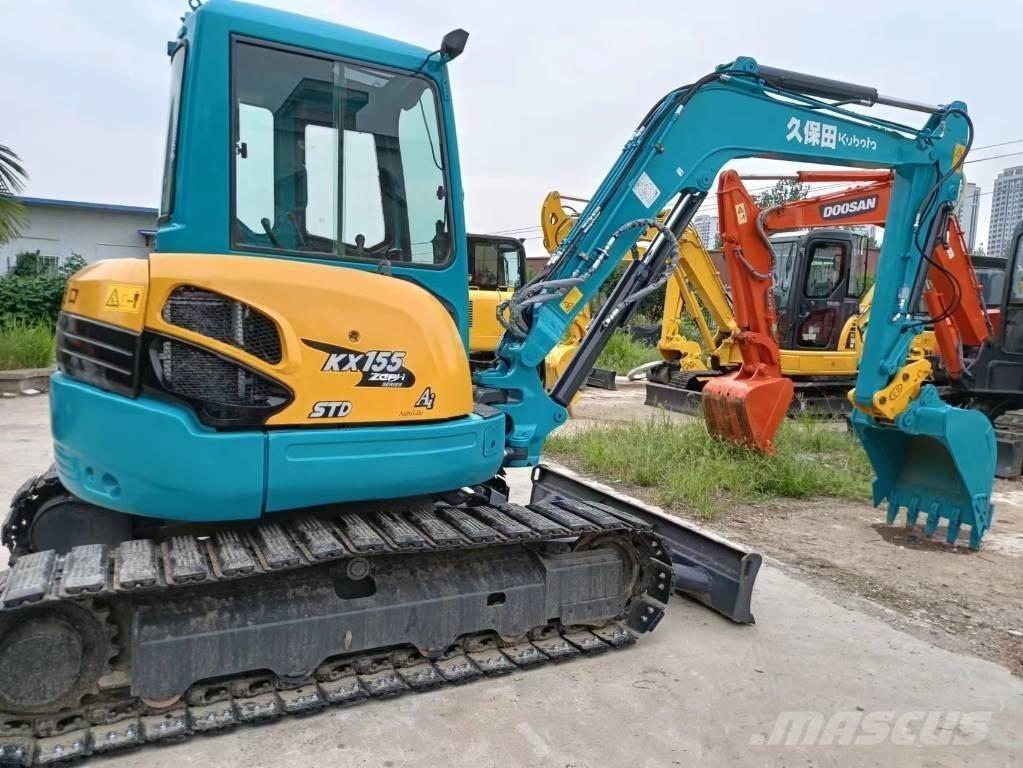 Kubota 155 حفارات زحافة