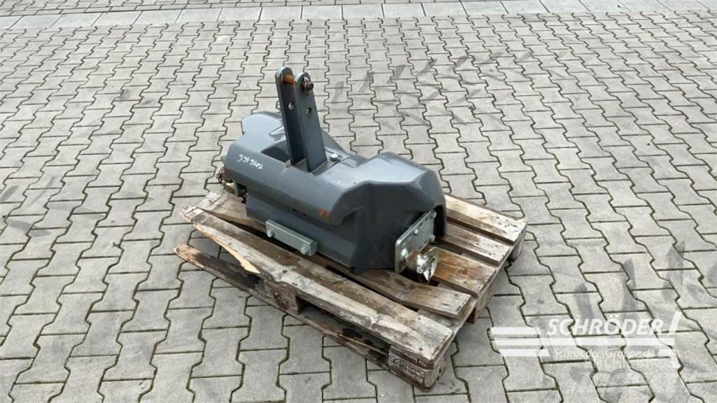 Valtra 600 KG ملحقات أخرى للجرارات