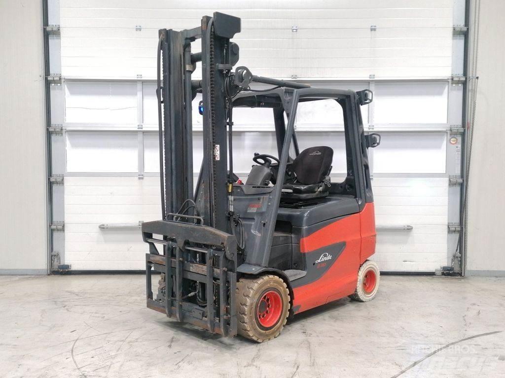 Linde E30H-01/600 شاحنات ذات رافعات شوكية تعمل بالكهرباء
