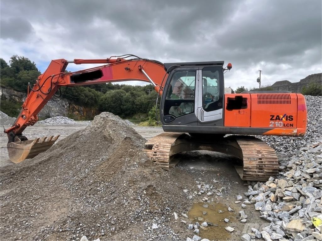 Hitachi ZX 210-3 حفارات زحافة
