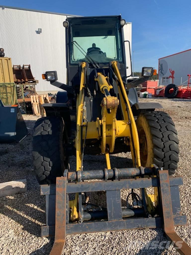 Komatsu WA 90-6 لوادر بعجل